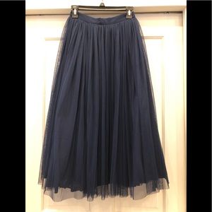 EUC Navy tulle skirt